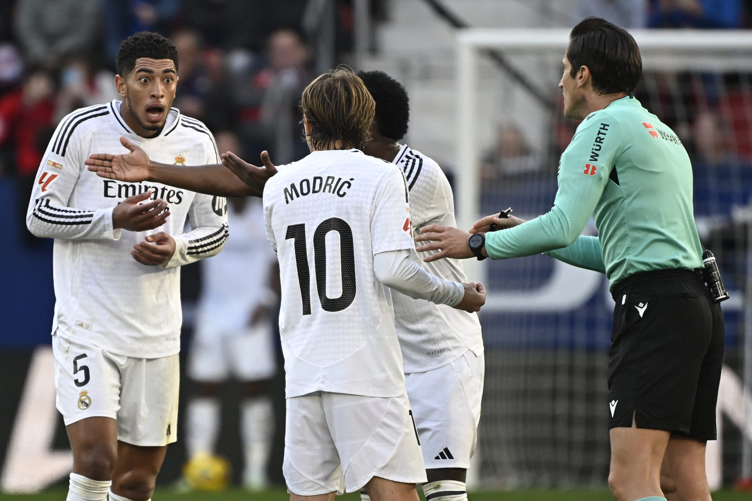 Real Madrid's Bellingham banned for two matches after dissent - SportsDesk